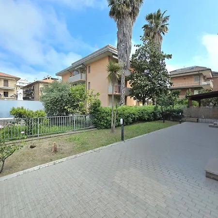 Apartment Riga A 2 Passi Dal Mare Rif A756 Porto d'Ascoli
