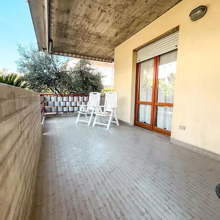 Riga Apartment, A 2 Passi Dal Mare Rif A756