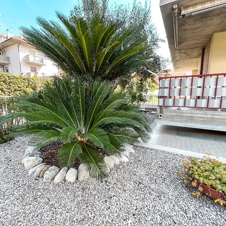 Riga Apartment, A 2 Passi Dal Mare Rif A756