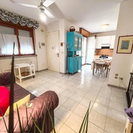 Daire Riga Apartment, A 2 Passi Dal Mare Rif A756 *