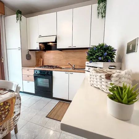 Riga Apartment, A 2 Passi Dal Mare Rif A756 アパート *